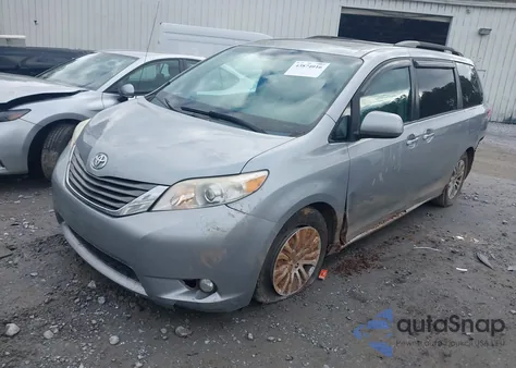 2013 Toyota Sienna Xle V6 8 Passenger from USA, damaged, VIN 5TDYK3DC8DS314677